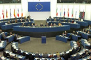 Πονηρά κτυπήματα στην Ευρωβουλή εναντίον της Κύπρου
