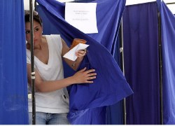 Η Ελλάδα αποκηρύσσει τα «νόθα» παιδιά της…