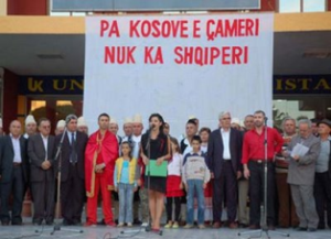 Κλιμάκωση προκλήσεων από τους τσάμηδες της Αλβανίας
