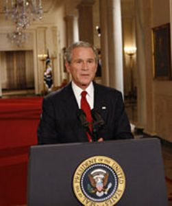Στο φως απόρρητα έγγραφα της κυβέρνησης Μπους για τον πόλεμο στο Ιράκ
