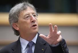 Γιούνκερ: «Η έξοδος της Ελλάδας από το ευρώ δεν είναι λύση. Κάντε υπομονή»