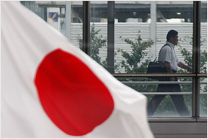 Προειδοποίηση S&P για υποβάθμιση της Ιαπωνίας