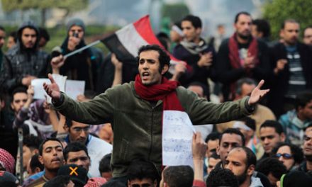 Egypt protesters vow to stay in Tahrir