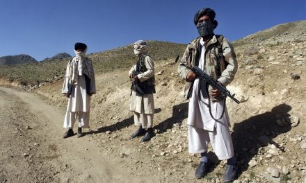 Αφγανιστάν: Διαψεύδει καταγγελίες για κρατούμενους που βασανίζονται