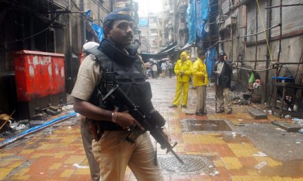 Ινδία: 19 νεκροί από την επίθεση στη Βομβάη