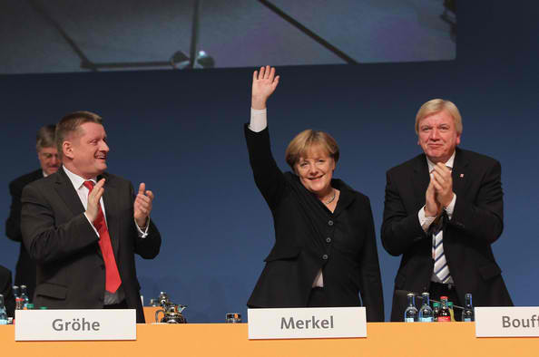 Merkel: “Ευρώπη δύο ταχυτήτων αν αυτό χρειαστεί”