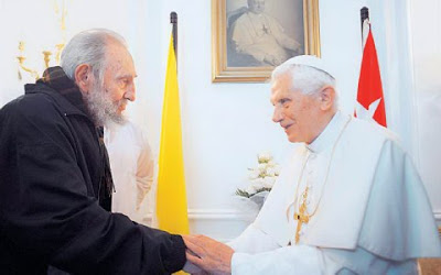 Ιστορική επίσκεψη του Πάπα με υπαιθρια λειτουργία και κήρυγμα με αιχμές για το καθεστός