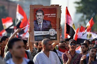 Μεγάλο στοίχημα η συγκατοίκιση πολιτικού Ισλάμ &  Στρατηγών στην Αίγυπτο