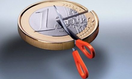 Spiegel: ΕΚΤ και ΔΝΤ αποφάσισαν κούρεμα 50%