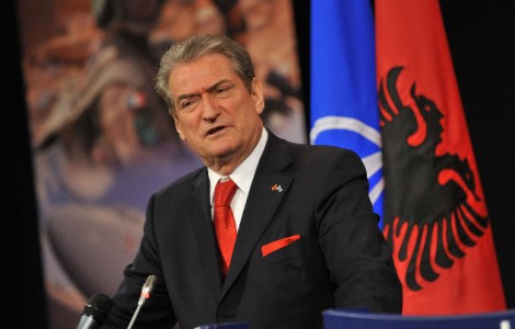 Το απύθμενο θράσος της Αλβανίας
