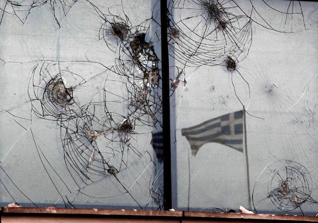 Το σχέδιο της ελληνικής κατάρρευσης
