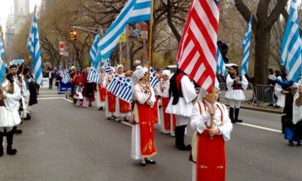 Την Κυριακή 7 Απριλίου η μεγάλη παρέλαση των Ελλήνων της Αμερικής στην 5η λεωφόρο. Στις 18 Απριλίου η τελετή στον Λευκό Οίκο