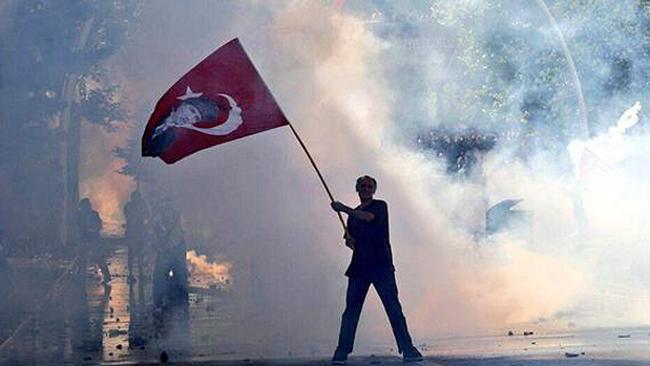 Η τουρκική εξέγερση σε 90 δεύτερα