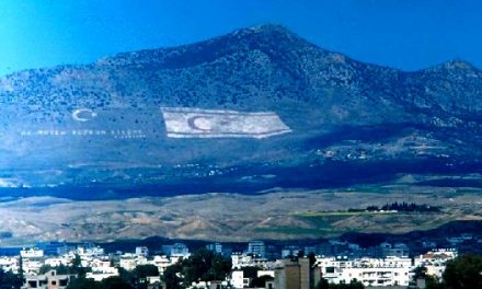 Το βρώμικο παιχνίδι στην πλάτη των Ελληνοκυπρίων