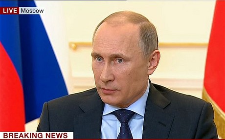 Ο Πούτιν αποκαλύπτει πώς κατέλαβε την ουκρανική Κριμαία