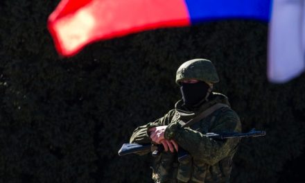 Διαψεύδεται το ρωσικό τελεσίγραφο προς τις ουκρανικές ένοπλες δυνάμεις