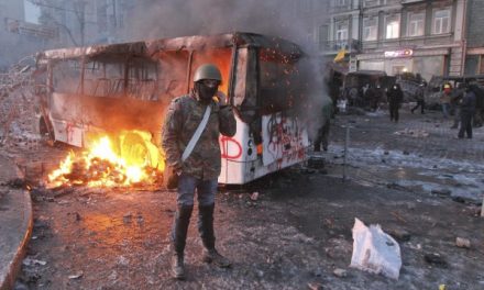 Η κρίση στην Ουκρανία οδηγείται σε πολεμική σύρραξη