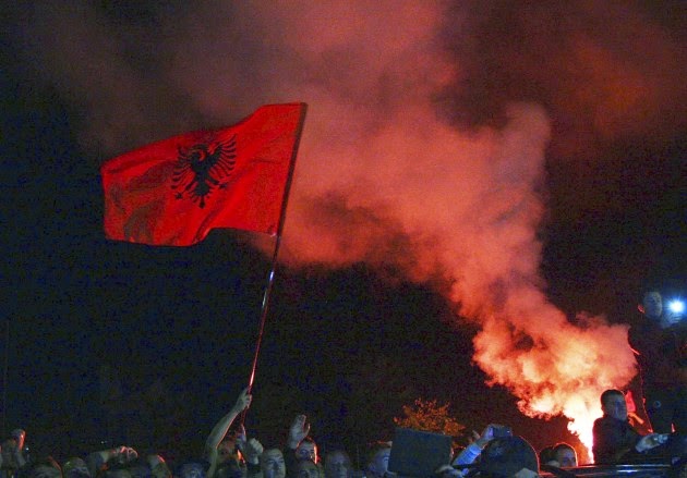 Οι Αλβανοί συνεχίζουν τις προκλήσεις