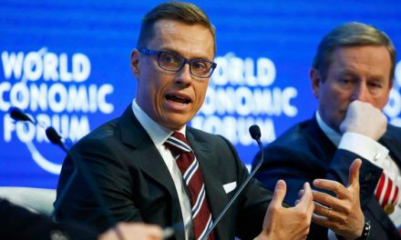 Davos 2015: Finland opens door to Greece renegotiation