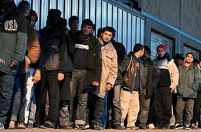 Έκτακτη ευρω-χρηματοδότηση στην Ελλάδα για τους λαθρομετανάστες
