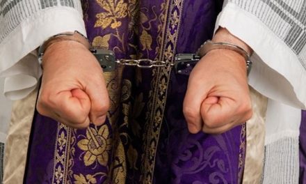 Τσεχία: Ρωμαιοκαθολικός ιερέας κρίθηκε ένοχος βιασμού