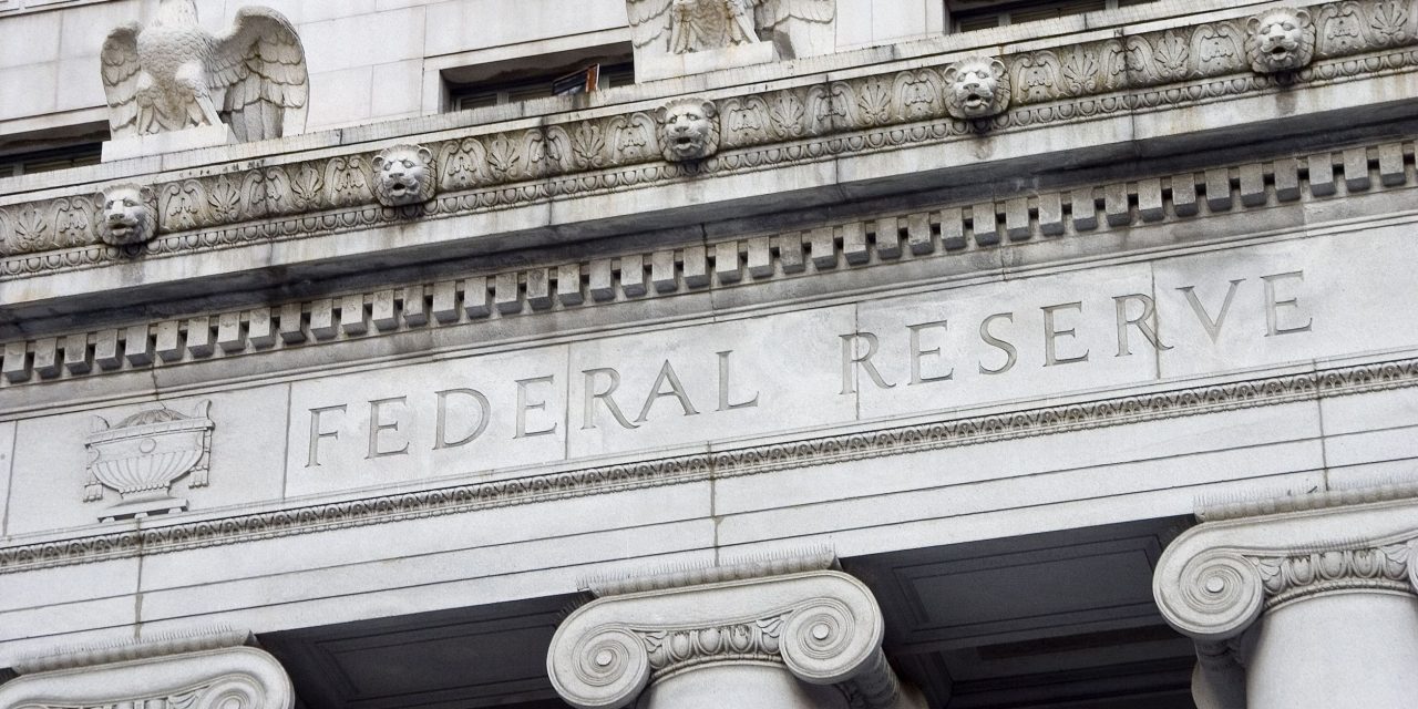 Ανοίγει το δρόμο για την αύξηση των επιτοκίων η Fed