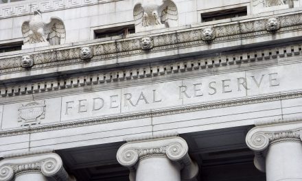 Deutsche Bank και Santander κόπηκαν στα στρες τεστ της Fed
