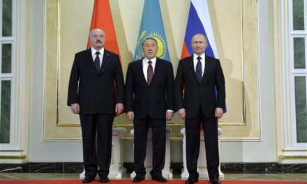 Πούτιν: Πρόταση για νομισματική ένωση με Λευκορωσία και Καζακστάν