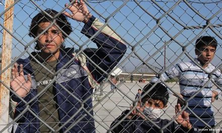 Μουζάλας: Η Ελλάδα μπορεί να δεχτεί 150.000 μετανάστες