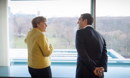 Merkel Points Tsipras Toward Deal With Greece’s Creditors
