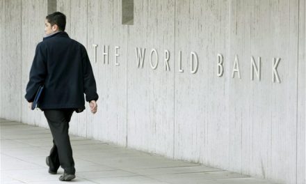 Παγκόσμια Τράπεζα: Στο φως αμφιλεγόμενα αναπτυξιακά προγράμματα