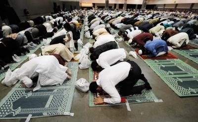 Διπλασιασμό των τζαμιών ζήτησε ο επικεφαλής του Μουσουλμανικού Συμβουλίου