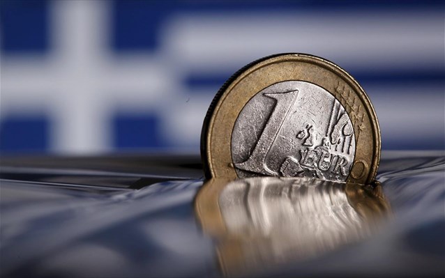 NYT: Η απειλή ενός προσωρινού Grexit κλόνισε τα θεμέλια του ευρώ