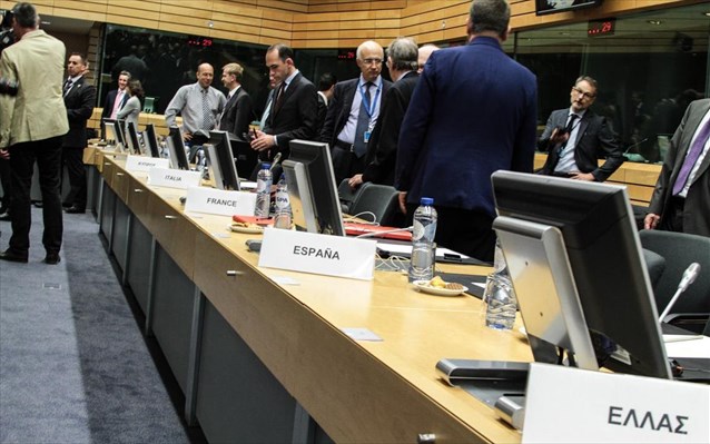 Eurogroup: Εγκρίθηκε επί της αρχής τη χορήγηση του τριετούς δανείου προς την Ελλάδα μέσω του ESM