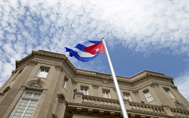 Η Κούβα καλωσορίζει το δολάριο, τουρίστες και εταιρείες των ΗΠΑ