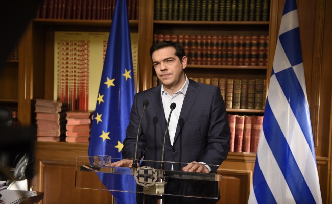 Tsipras Risks a Fragmented Parliament in Greek Election Gamble