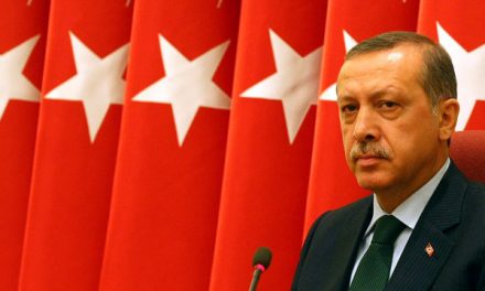 Welt: O Erdogan διακινδυνεύει ακόμη για να ανακτήσει την παντοδυναμία του