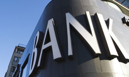 Tελευταία “παρτίδα” για τους ιδιώτες μετόχους τραπεζών