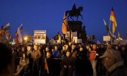 Βερολίνο καλεί τους πολίτες να μην ακολουθούν το Pegida