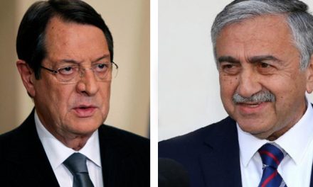 Κύπρος: Δυσκολίες στις διαπραγματεύσεις Αναστασιάδη – Ακιντζί