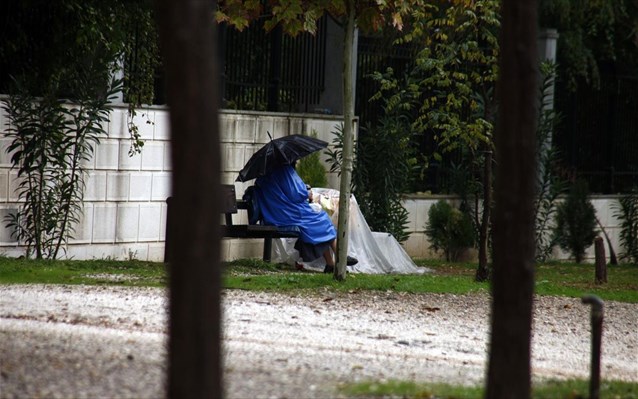 Eurostat: Ένας στους τρεις κατοίκους στην Ελλάδα σε κατάσταση φτώχειας