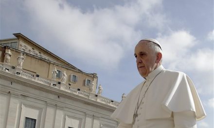 Επικρίσεις πάπα κατά των ακραία συντηρητικών κύκλων της Καθολικής Εκκλησίας