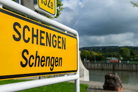 Τι σημαίνει έξοδος από τη Σένγκεν;