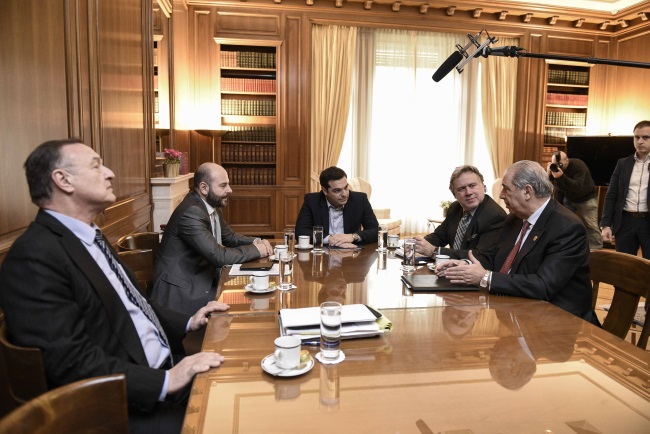 Συνάντηση Τσίπρα με τους προέδρους των επιστημονικών φορέων