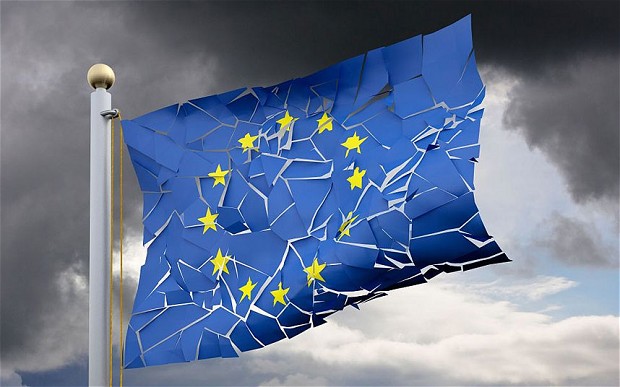 BloombergView: H Ευρώπη δεν είναι ακόμη έτοιμη να ενισχύσει τη νομισματική της ένωση
