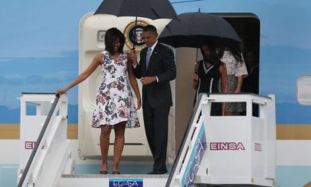 Obama begins historic visit to Cuba
