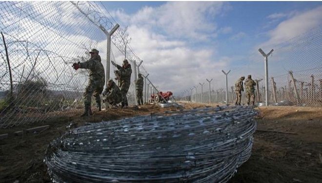 Αλβανία και Βουλγαρία κλείνουν τα σύνορα