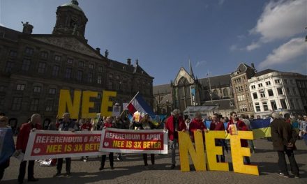 Το ολλανδικό “όχι” δείχνει Brexit;