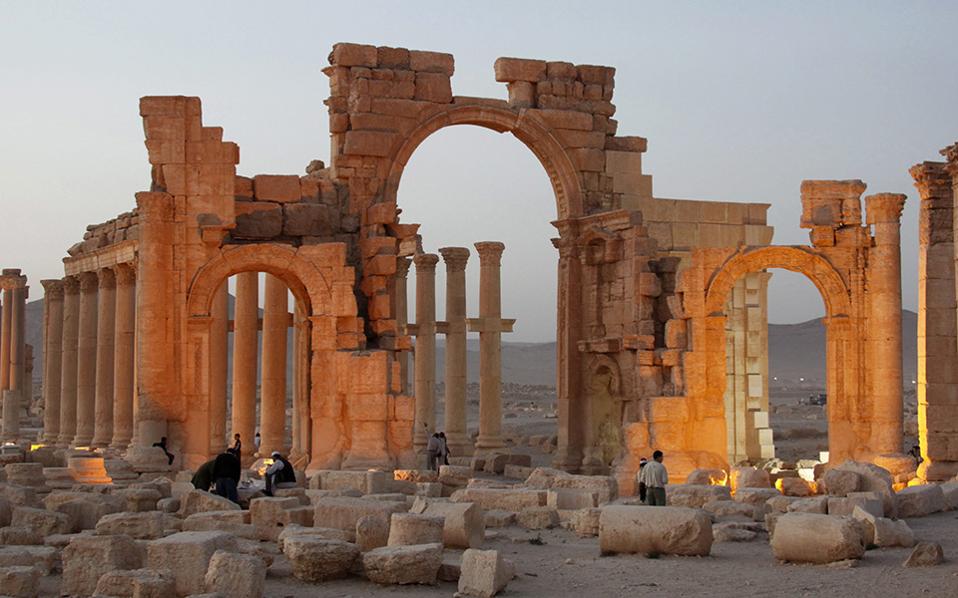 Russia vs the West: The information war over Palmyra