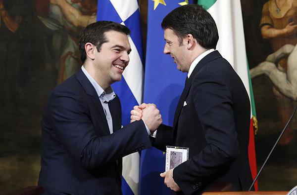 Ο Ρέντσι υπέρ της Ελλάδας για το προσφυγικό